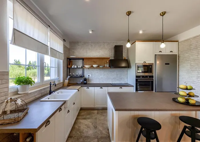 Andamalu With Heated Pool Вилла *